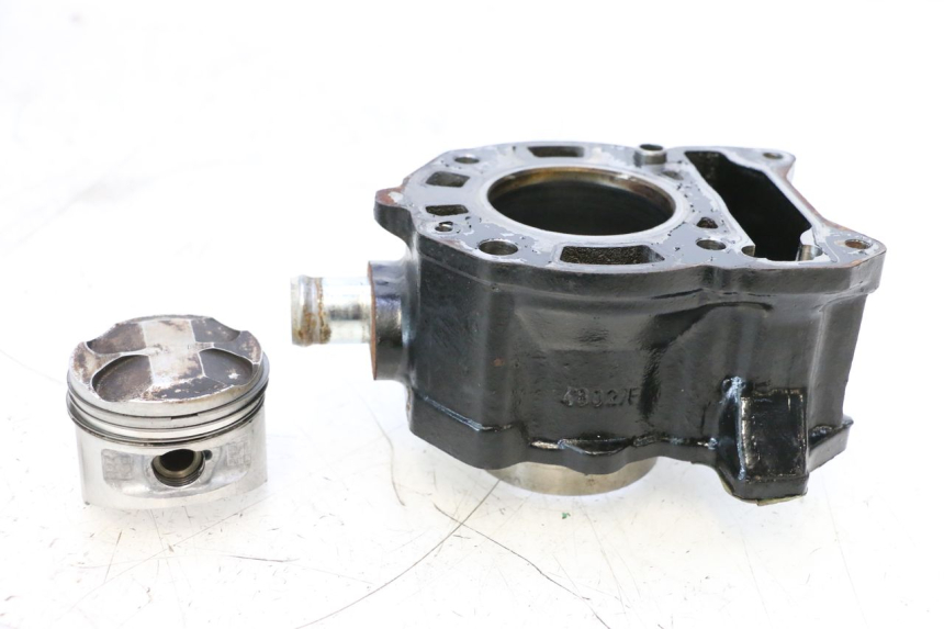 photo de CYLINDER TŁOK PIAGGIO MP3 125 (2006 - 2014) - Szczegół części