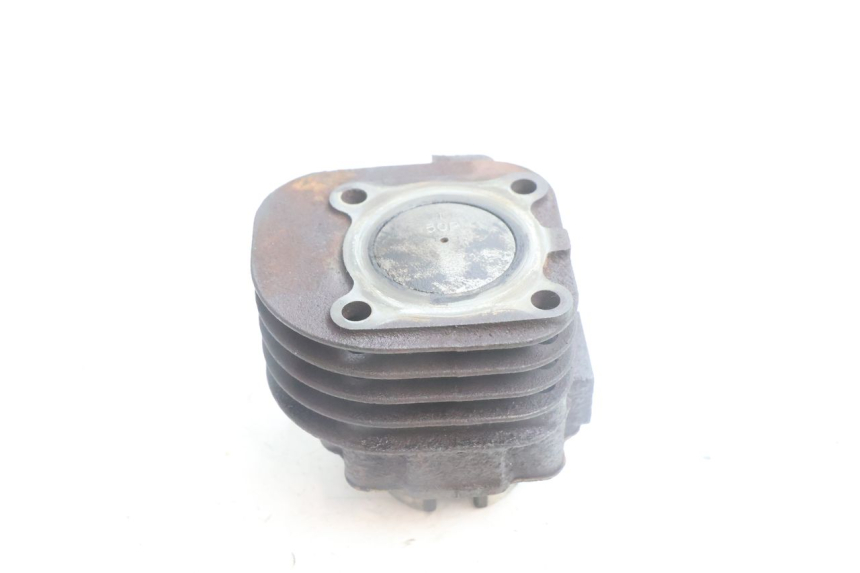 photo de CYLINDER TŁOK YAMAHA NEO'S NEOS 2T 50 (1998 - 2007) - Zbliżenie techniczne