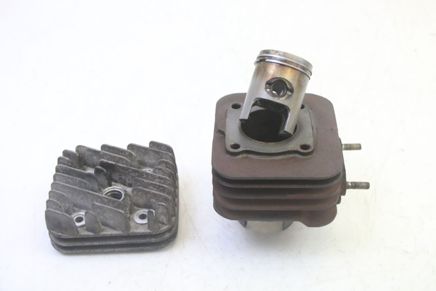 photo de CYLINDER TŁOK PIAGGIO NEW TYPHOON 50 (2010 - 2017) - Szczegół części