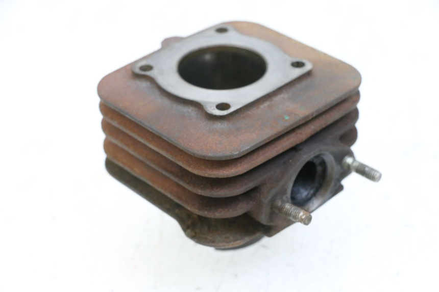 photo de CYLINDER TŁOK PIAGGIO NEW TYPHOON 50 (2010 - 2017) - Zbliżenie techniczne