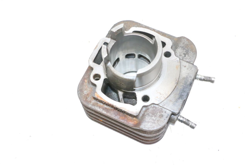 photo de CYLINDER TŁOK PIAGGIO NEW TYPHOON 50 (2018 - 2021) - Widok z bliska