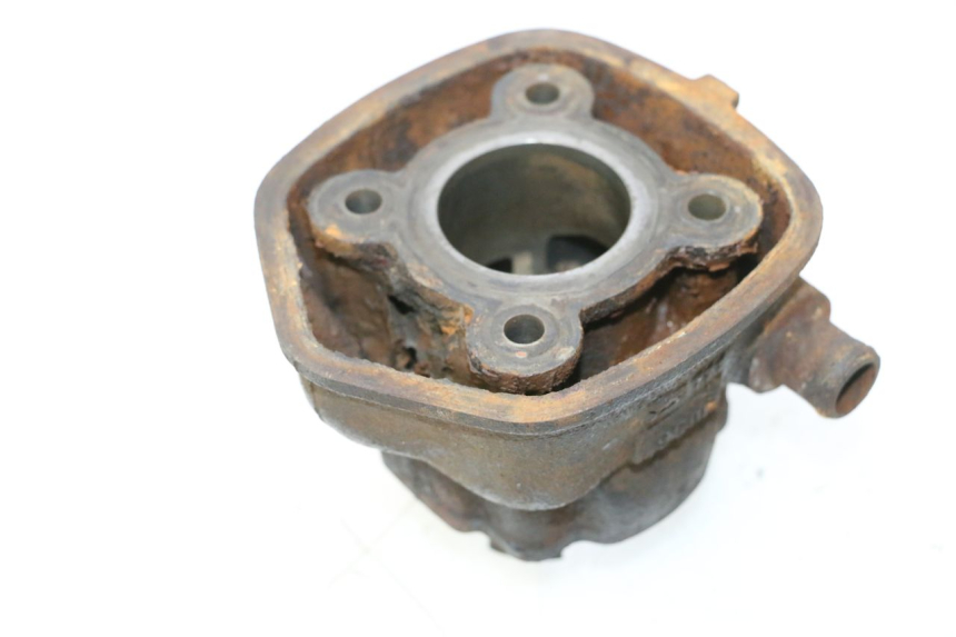 photo de CYLINDER TŁOK MBK NITRO 50 (2004 - 2008) - Struktura - zbliżenie