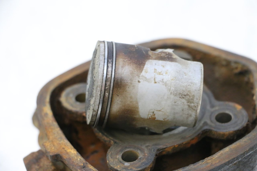 photo de CYLINDER TŁOK MBK NITRO 50 (2004 - 2008) - Widok profilu