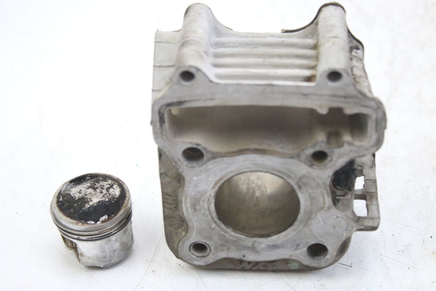 photo de CYLINDER TŁOK SYM ORBIT 2 4T 50 (2008 - 2017) - Stan powierzchni