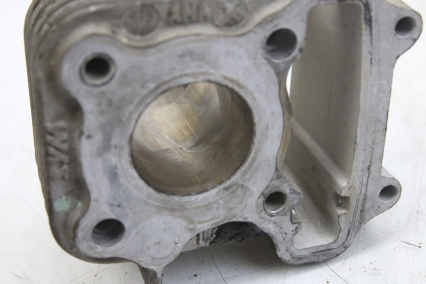 photo de CYLINDER TŁOK SYM ORBIT 2 4T 50 (2008 - 2017) - Część sprawdzona