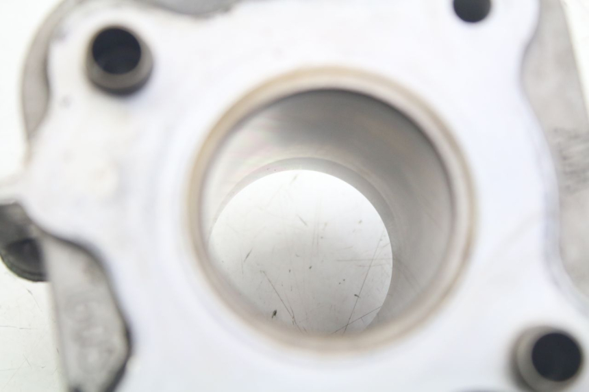 photo de CYLINDER TŁOK SYM ORBIT 2 4T 50 (2018 - 2022) - Zbliżenie techniczne