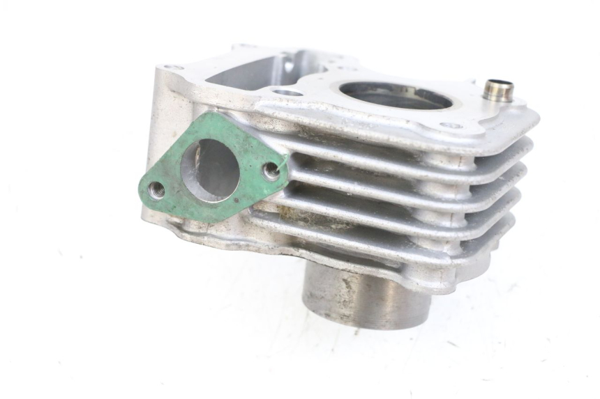 photo de CYLINDER TŁOK SYM ORBIT III 3 4T 50 (2018 - 2021) - Oznaczenia i referencje