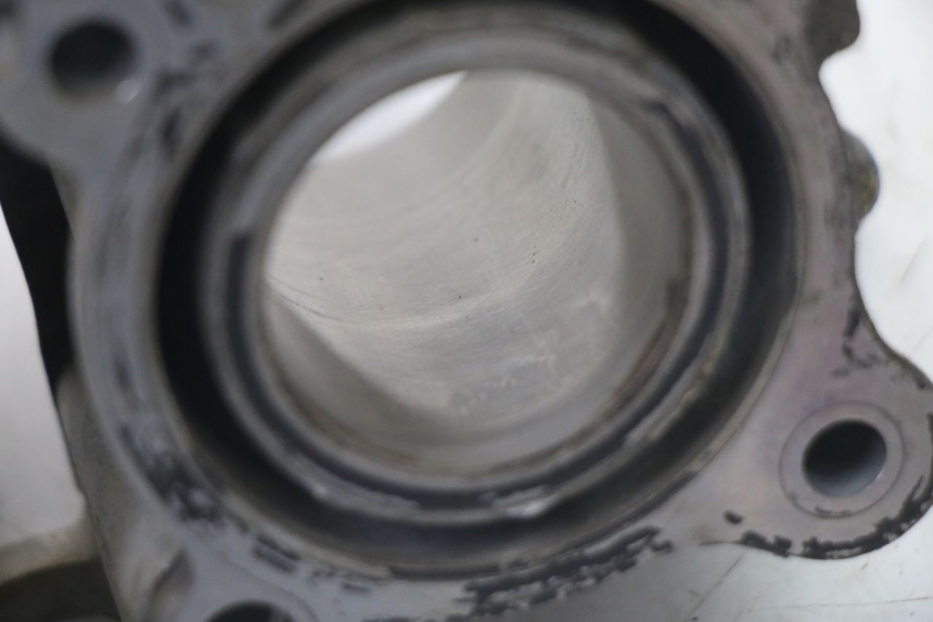 photo de CYLINDER TŁOK MBK OVETTO 4T 50 (2008 - 2016) - Zbliżenie komponentów