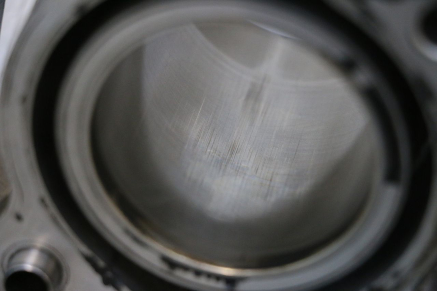 photo de CYLINDER TŁOK HONDA PCX (JF57/JF64) 125 (2014 - 2018) - Zbliżenie komponentów