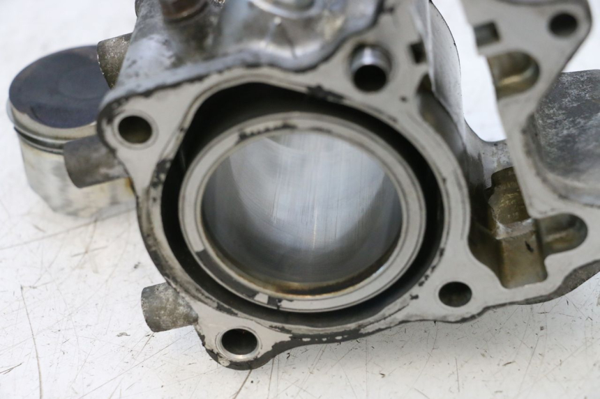 photo de CYLINDER TŁOK HONDA PCX (JF57/JF64) 125 (2014 - 2018) - Część sprawdzona