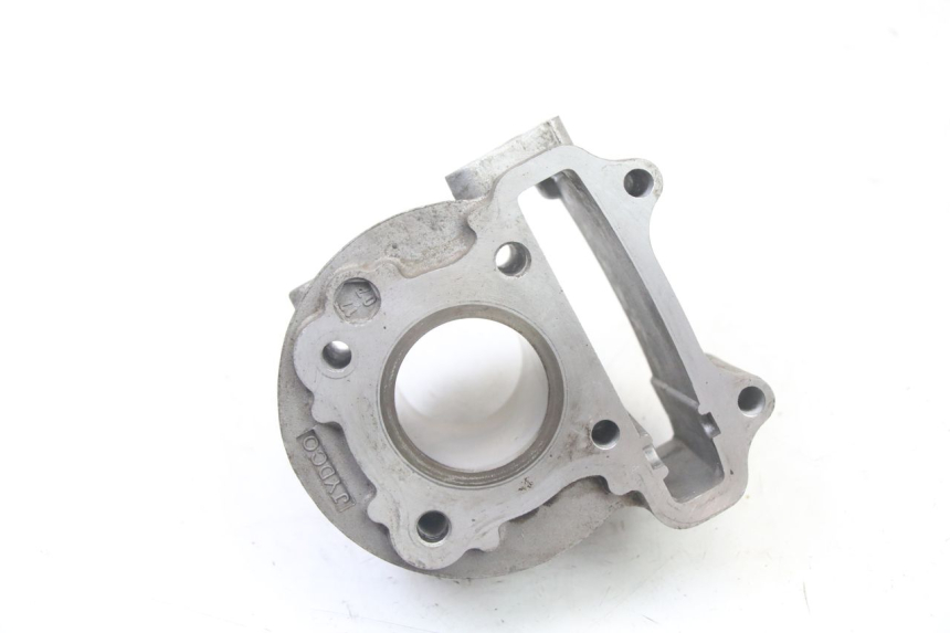 photo de CYLINDER TŁOK PEUGEOT KISBEE 4T 50 (2010 - 2017) - Widok produktu