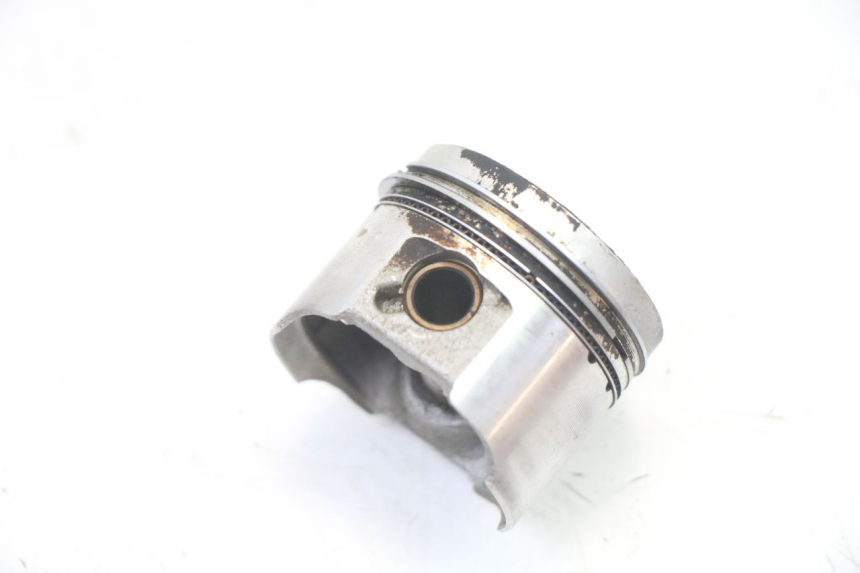 photo de CYLINDER TŁOK PEUGEOT KISBEE 4T 50 (2010 - 2017) - Punkty mocowania