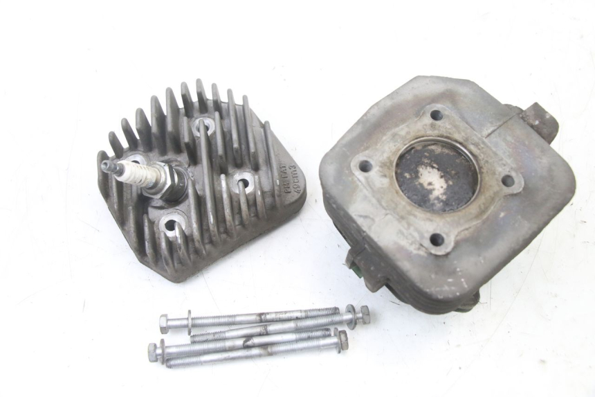 photo de CYLINDER TŁOK PEUGEOT LUDIX ONE 50 (2005 - 2008) - Stan powierzchni