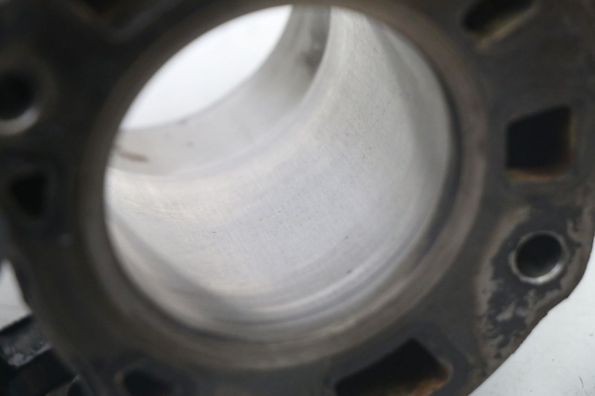 photo de CYLINDER TŁOK PIAGGIO X8 125 (2004 - 2007) - Szczegóły charakterystyczne