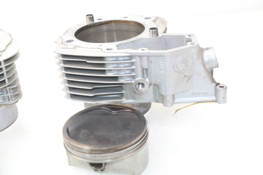 photo de CYLINDER TŁOK BMW R GS 1150 (1999 - 2004) - Szczegół części