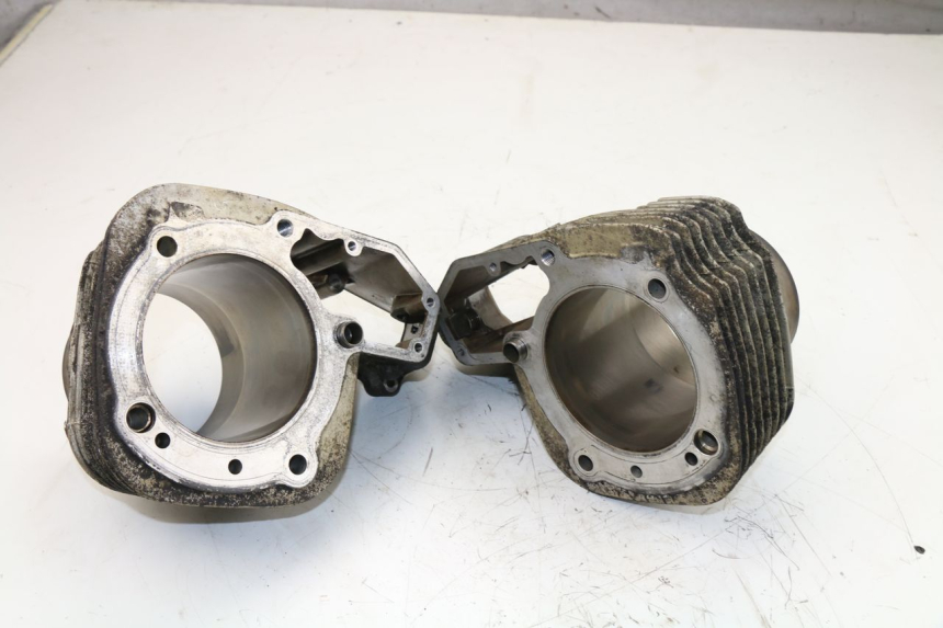 photo de CYLINDER TŁOK BMW R RT ABS 1100 (1996 - 2001) - Zbliżenie techniczne