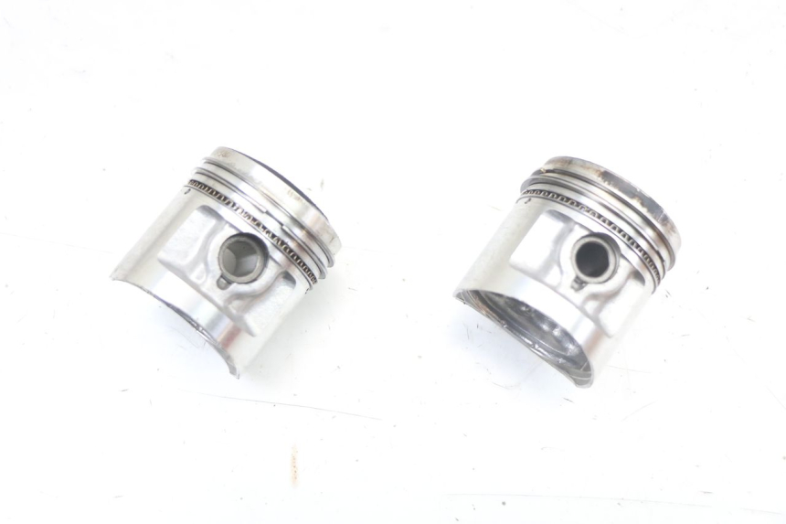 photo de CYLINDER TŁOK REGAL RAPTOR RAXTER 2 125 (2007 - 2015) - Punkty mocowania