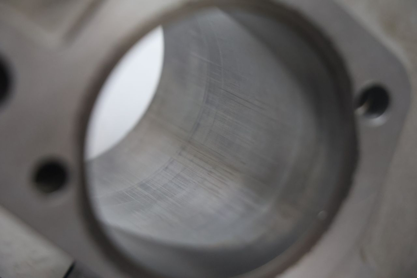 photo de TŁOK CYLINDRA APOLLO RFZ 140 - Szczegóły charakterystyczne