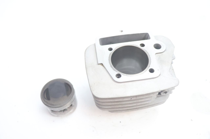 photo de TŁOK CYLINDRA APOLLO RFZ 140 - Punkty mocowania