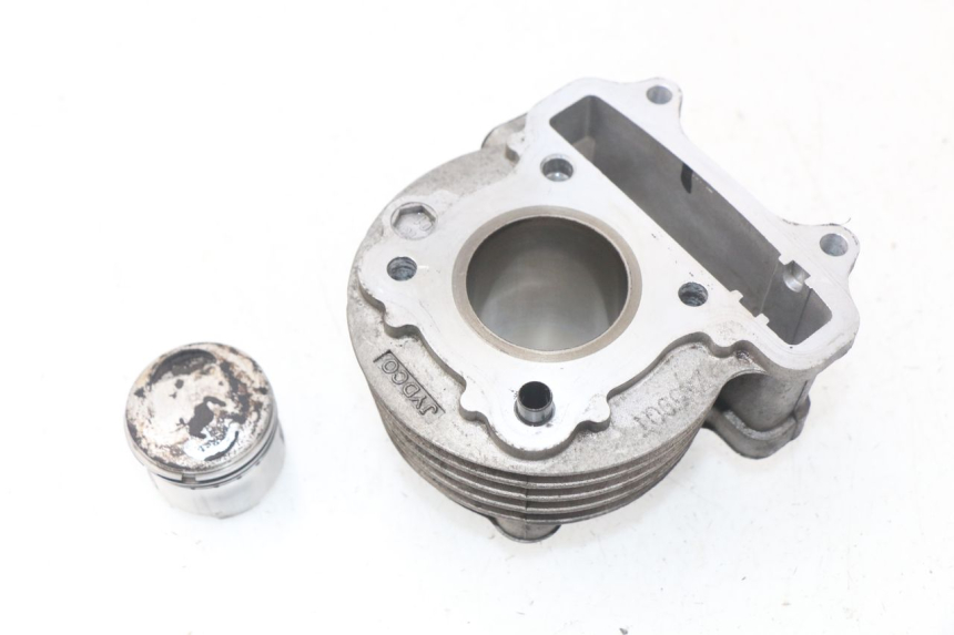 photo de CYLINDER TŁOK TNT MOTOR ROMA 10' 4T 50 (2007 - 2018) - Punkty mocowania