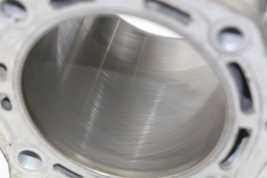 photo de CYLINDER TŁOK PEUGEOT SATELIS 500 (2007 - 2013) - Zoom stanu zużycia