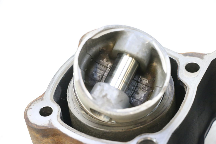 photo de CYLINDER TŁOK PEUGEOT SATELIS 125 (2006 - 2009) - Kontrola wizualna