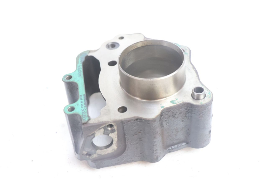 photo de CYLINDER TŁOK PEUGEOT SATELIS 125 (2006 - 2009) - Zbliżenie komponentów