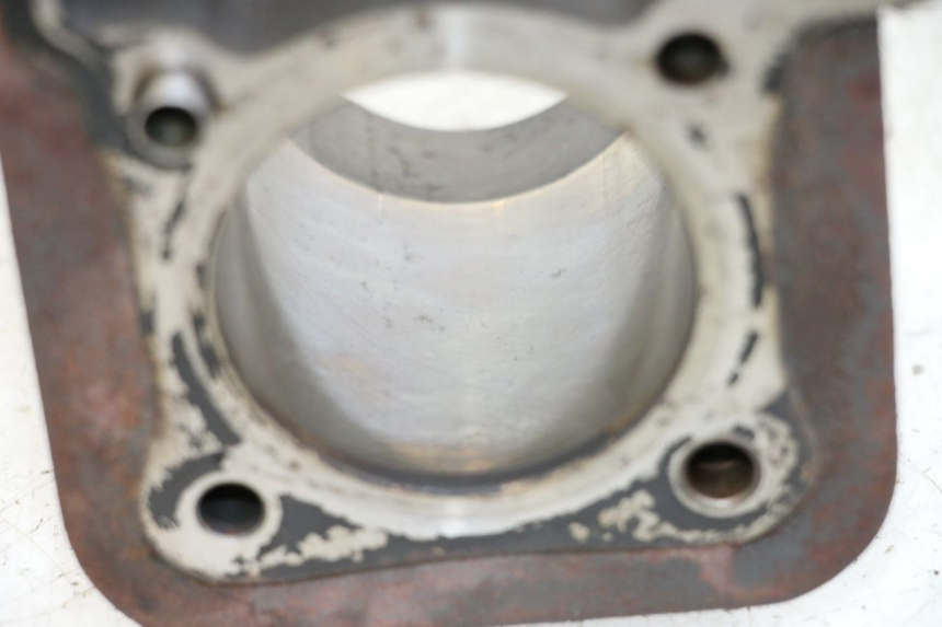 photo de CYLINDER TŁOK APRILIA SCARABEO 100 (2003 - 2012) - Zbliżenie techniczne