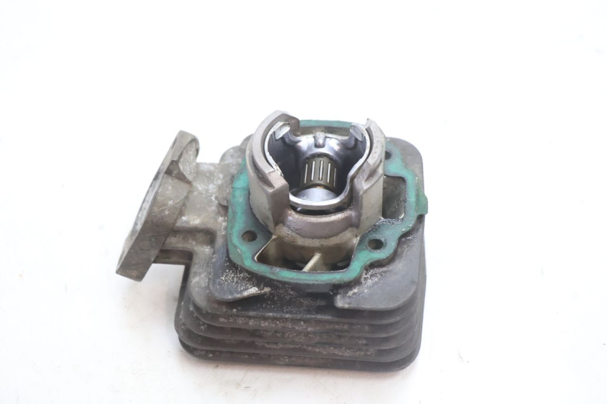 photo de TŁOK CYLINDRA PEUGEOT SPEEDFIGHT 2 AC 50 (2000 - 2009) - Zbliżenie techniczne
