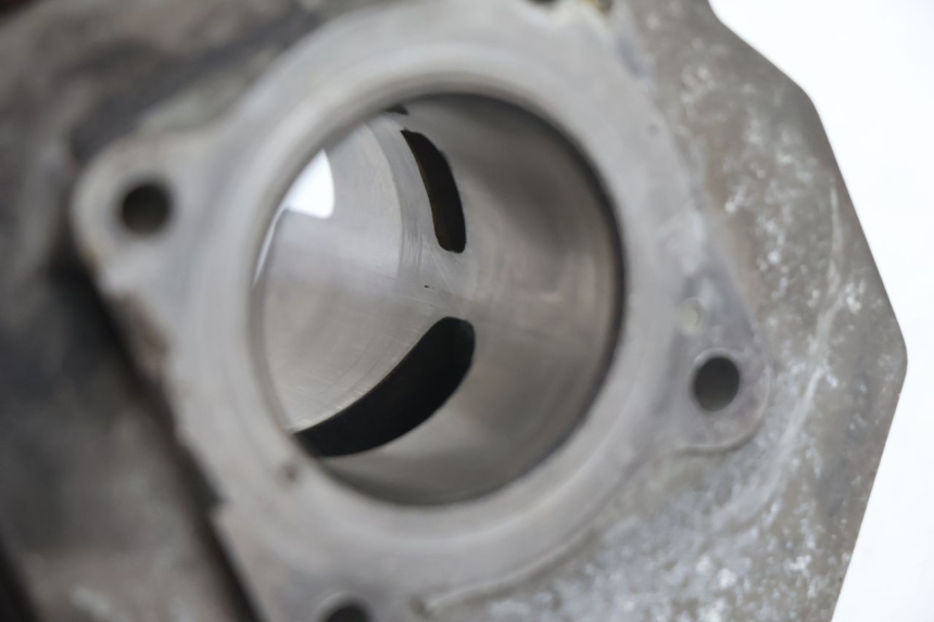 photo de TŁOK CYLINDRA PEUGEOT SPEEDFIGHT 2 AC 50 (2000 - 2009) - Oznaczenia i referencje