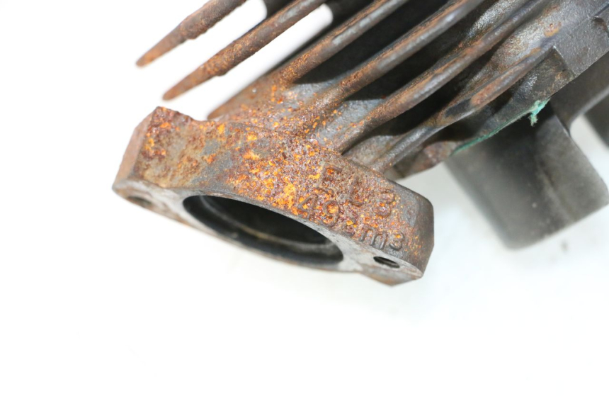 photo de TŁOK CYLINDRA PEUGEOT SPEEDFIGHT 2 AC 50 (2000 - 2009) - Widok z bliska