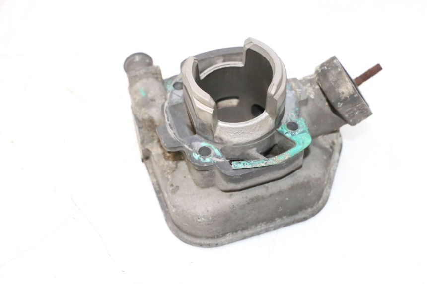 photo de CYLINDER TŁOK PEUGEOT SPEEDFIGHT LC 50 (1996 - 2002) - Zbliżenie komponentów