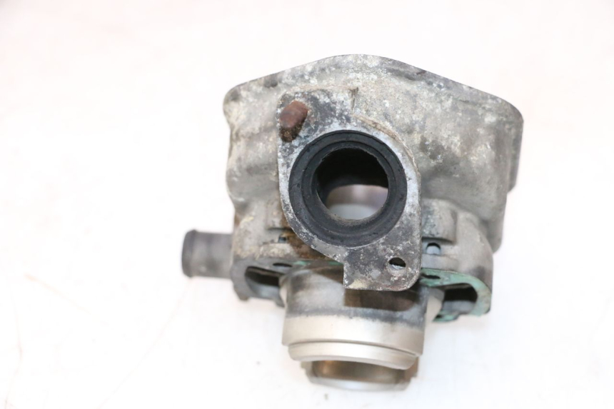 photo de CYLINDER TŁOK PEUGEOT SPEEDFIGHT LC 50 (1996 - 2002) - Widok z bliska