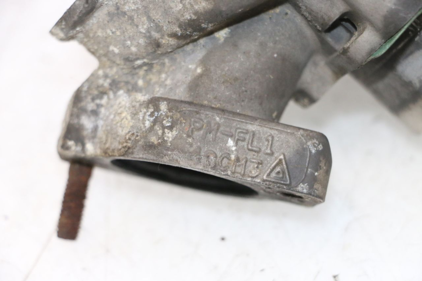photo de CYLINDER TŁOK PEUGEOT SPEEDFIGHT LC 50 (1996 - 2002) - Struktura - zbliżenie