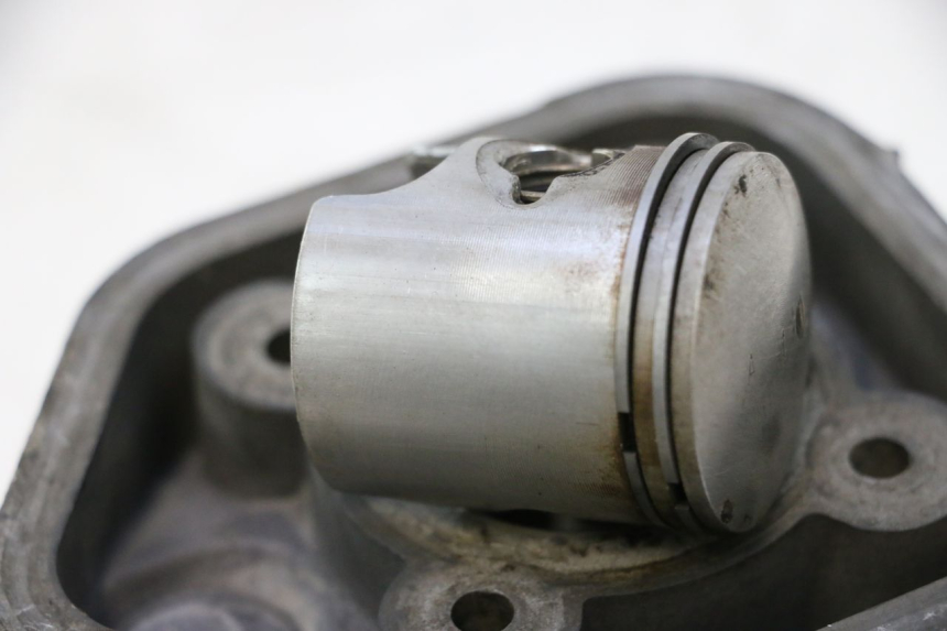 photo de CYLINDER TŁOK PEUGEOT SPEEDFIGHT LC 50 (1996 - 2002) - Widok profilu