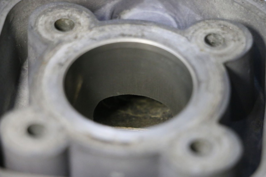 photo de CYLINDER TŁOK PEUGEOT SPEEDFIGHT LC 50 (1996 - 2002) - Zbliżenie techniczne