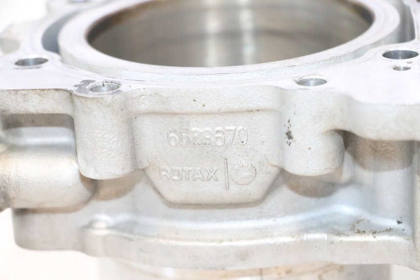 photo de TŁOK CYLINDRA CAN-AM SPYDER RS 1000 (2008 - 2012) - Kontrola wizualna