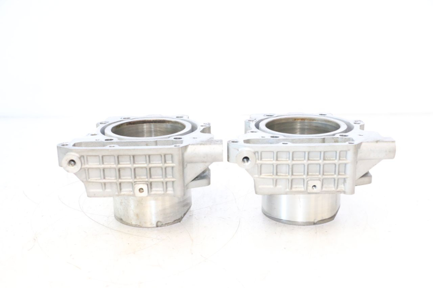 photo de TŁOK CYLINDRA CAN-AM SPYDER RS 1000 (2008 - 2012) - Alternatywny kąt