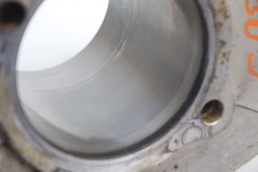 photo de TŁOK CYLINDRA DUCATI SS IE DS CARENEE 1000 (2002 - 2006) - Zbliżenie komponentów
