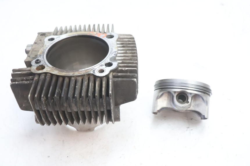 photo de TŁOK CYLINDRA DUCATI SS IE DS CARENEE 1000 (2002 - 2006) - Zdjęcie dodatkowe
