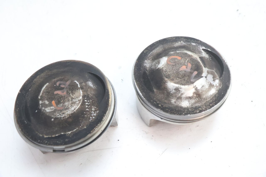 photo de TŁOK CYLINDRA DUCATI SS IE DS CARENEE 1000 (2002 - 2006) - Szczegół części