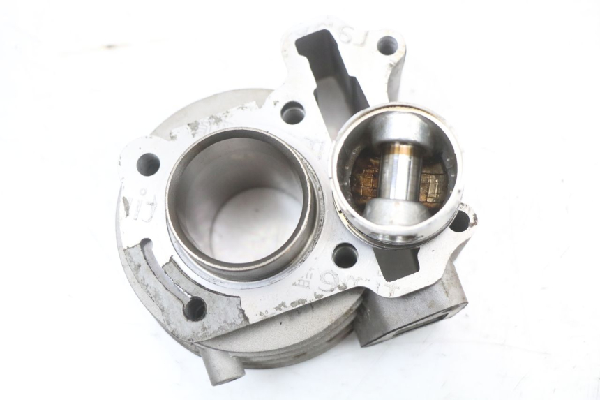 photo de CYLINDER TŁOK JM MOTORS SUNNY 50 (2017 - 2020) - Punkty mocowania