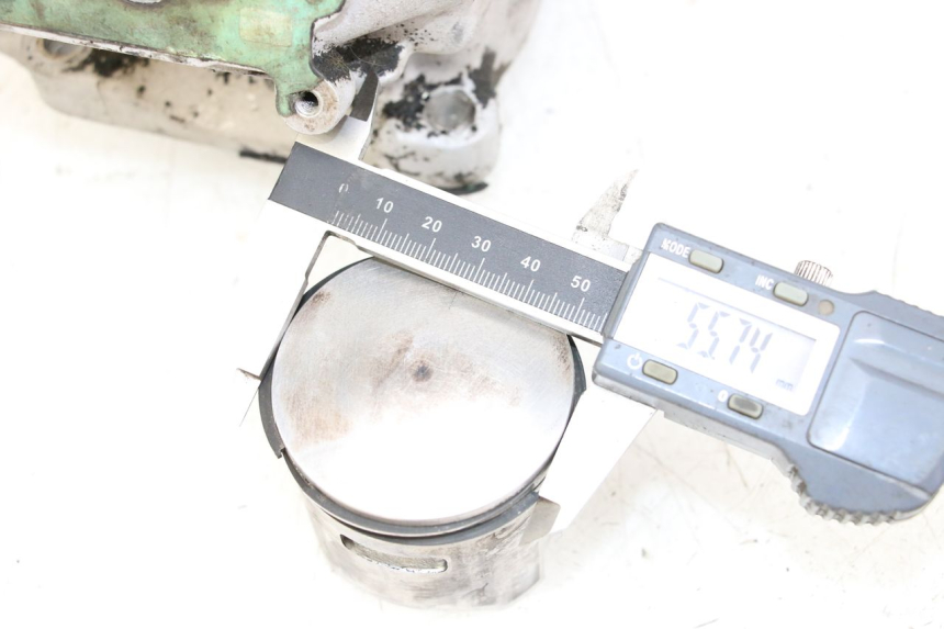 photo de CYLINDER TŁOK CAGIVA SUPER CITY 125 (1992 - 1997) - Zbliżenie techniczne