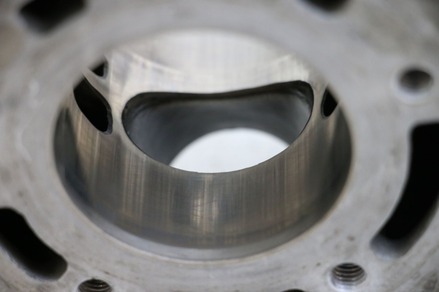 photo de CYLINDER TŁOK CAGIVA SUPER CITY 125 (1992 - 1997) - Punkty mocowania