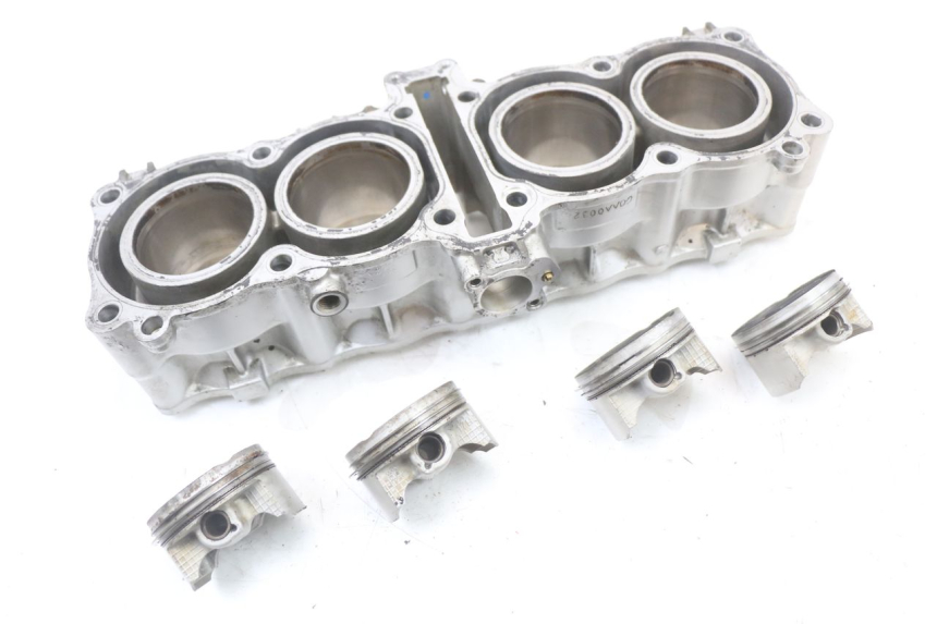 photo de CYLINDER TŁOK SUZUKI GSX F GSXF 650 (2007 - 2015) - Widok główny