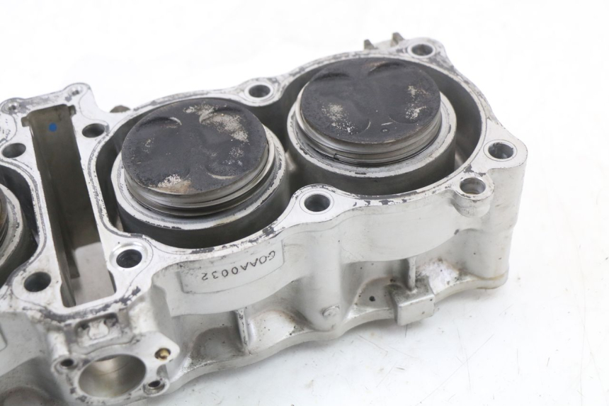 photo de CYLINDER TŁOK SUZUKI GSX F GSXF 650 (2007 - 2015) - Alternatywny kąt