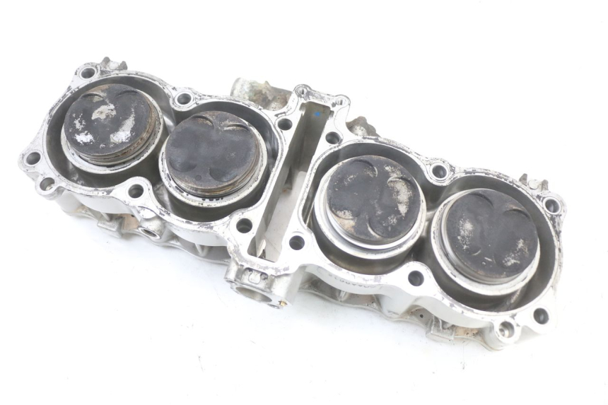 photo de CYLINDER TŁOK SUZUKI GSX F GSXF 650 (2007 - 2015) - Widok profilu