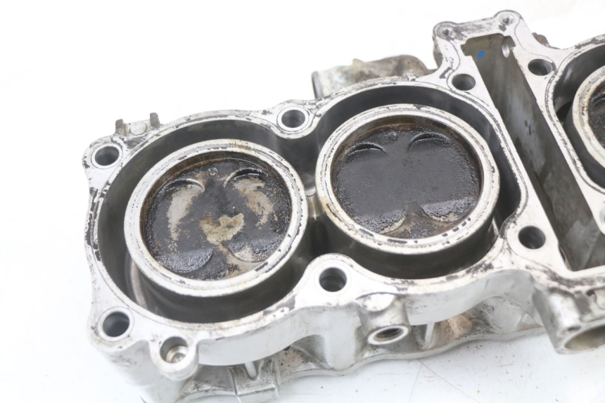 photo de CYLINDER TŁOK SUZUKI GSX F GSXF 650 (2007 - 2015) - Zoom stanu zużycia