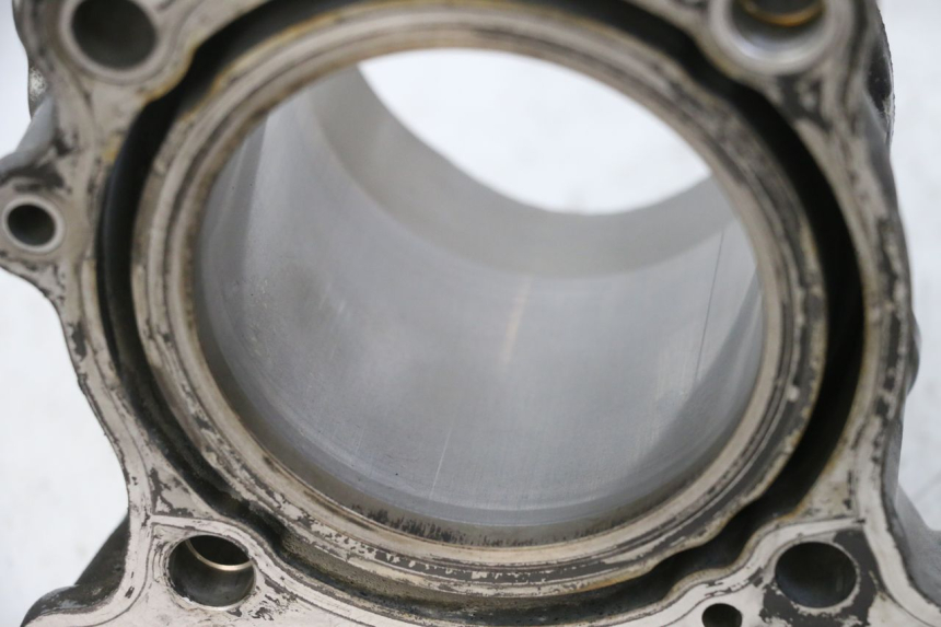 photo de CYLINDER TŁOK SUZUKI SV S 650 (1999 - 2002) - Punkty mocowania