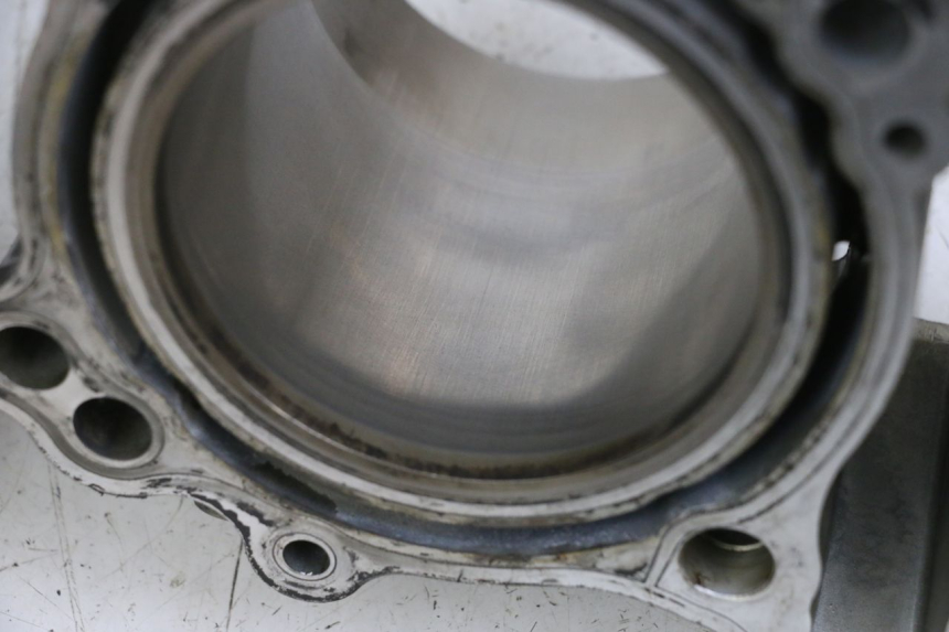 photo de CYLINDER TŁOK SUZUKI SV S 650 (1999 - 2002) - Oznaczenia i referencje